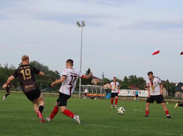 WKS 1957 odczarował stadion w Osjakowie, ale w tabeli status quo